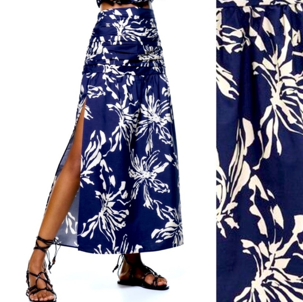 NEW Zara Tropical High Waisted Pleat Detail Skirt
